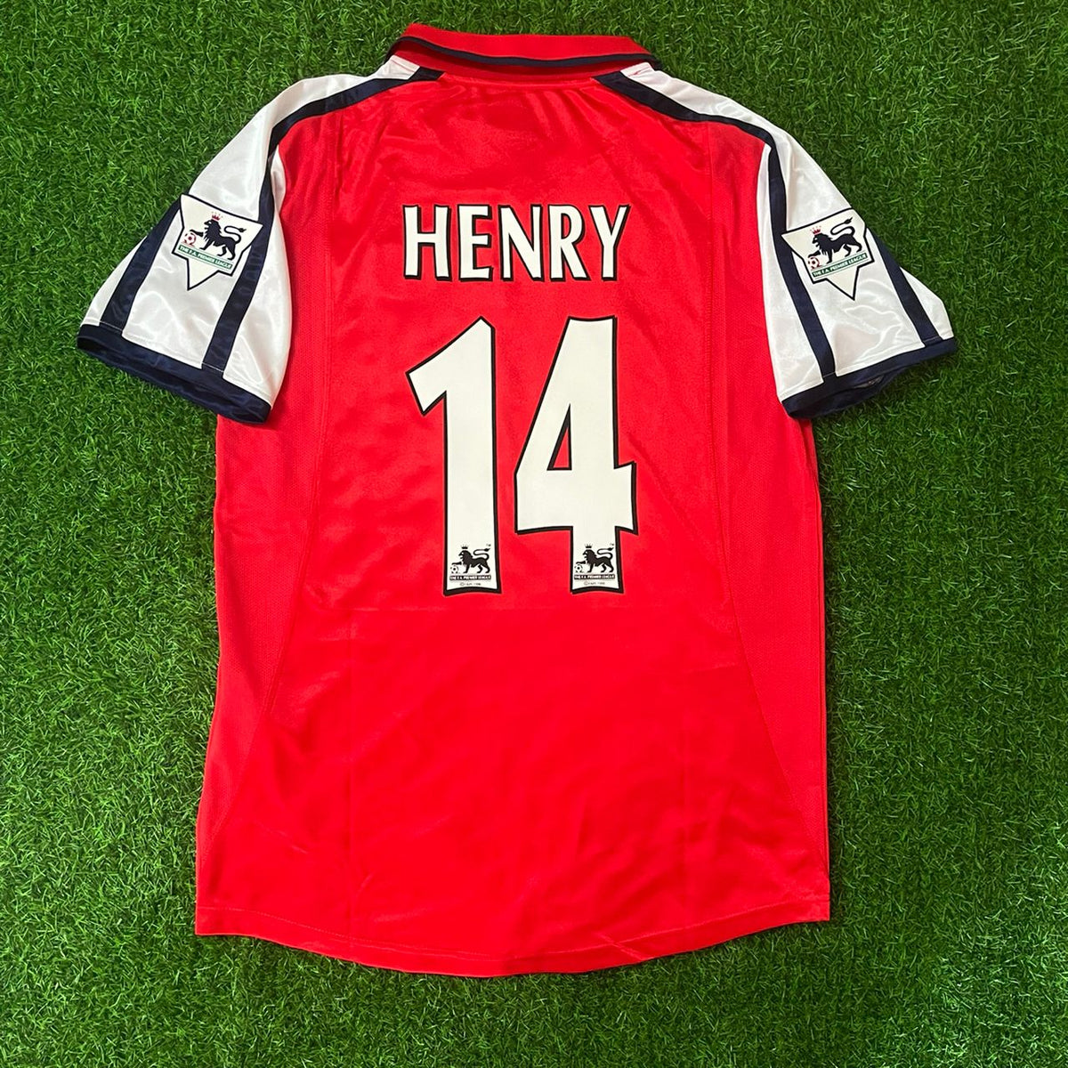1999/02 Thierry Henry Arsenal Red White Retro Football Jersey – Back View