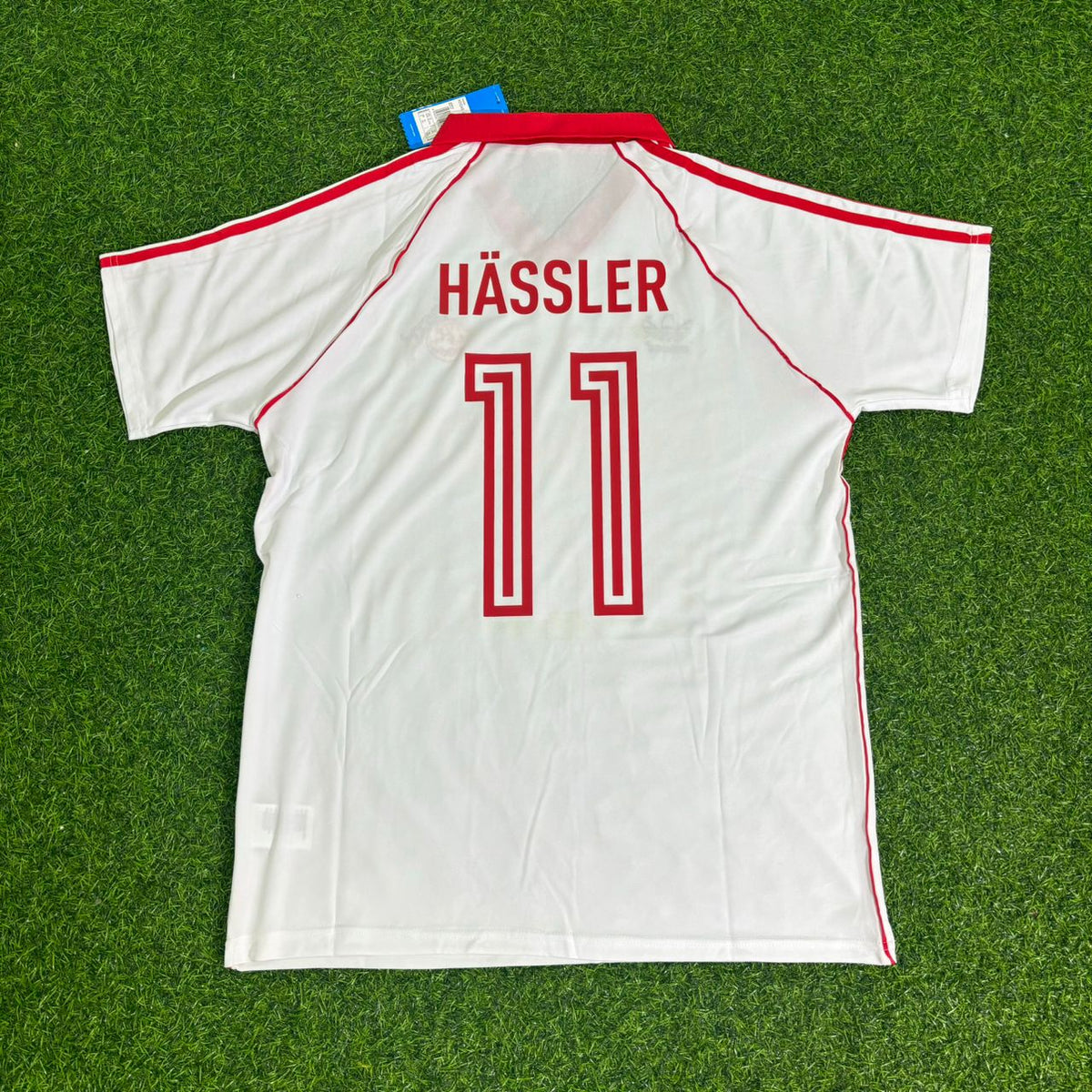 Thomas Hässler FC Köln Retro – Back View