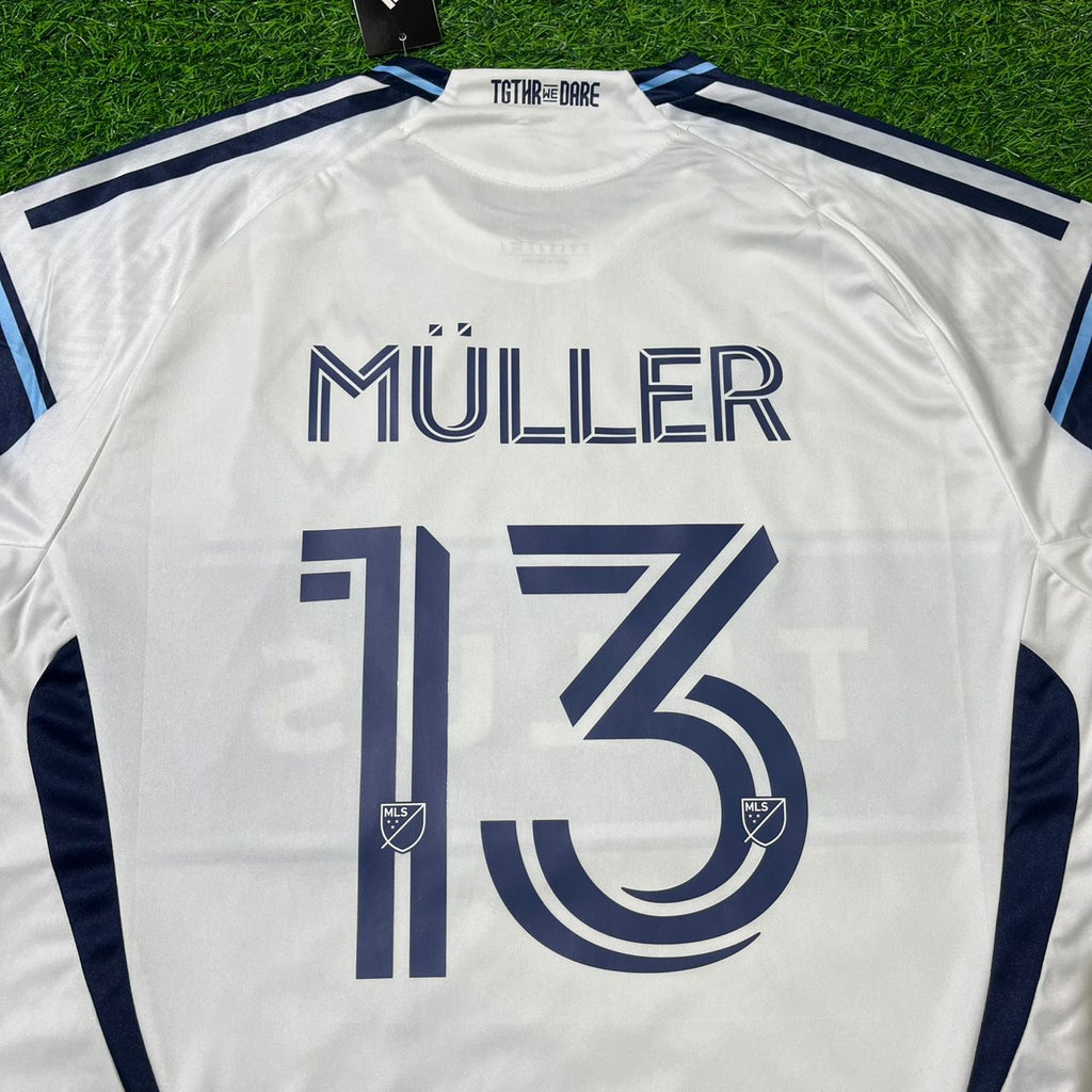 Thomas Müller Vancouver Whitecaps Home Football Jersey – Detailed View
