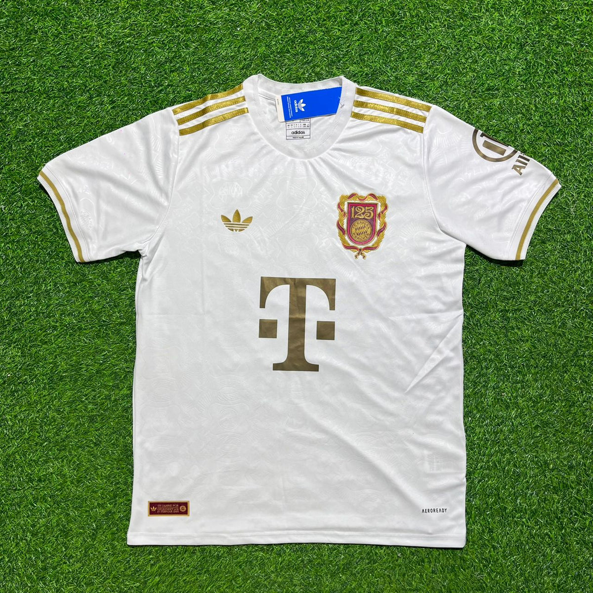 Stefan Effenberg #11 FC Bayern München 125 Years Anniversary Special-Edition White Football Jersey – Front View