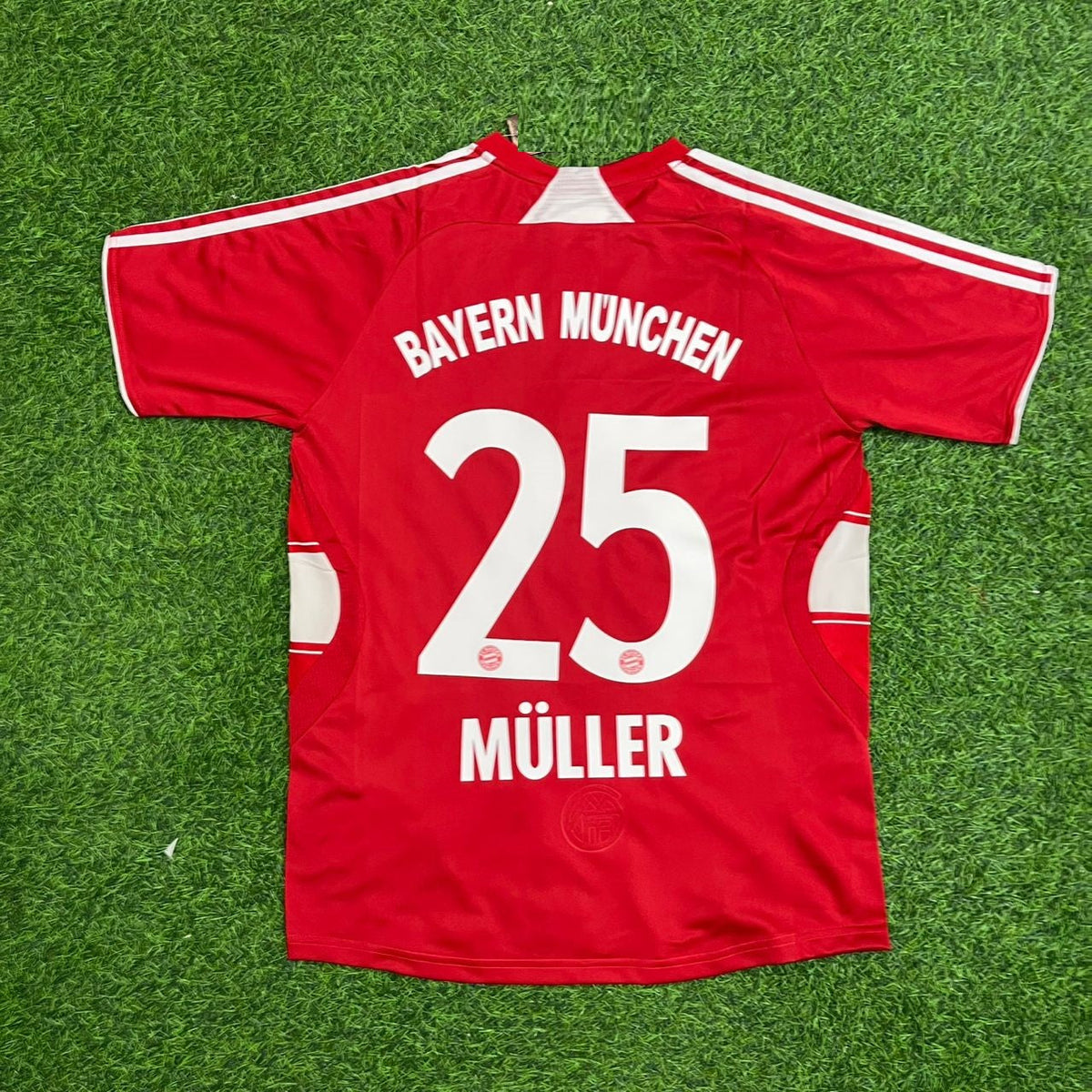 2007 Thomas Müller Bayern Munich 2009 Retro Football Jersey – Back View