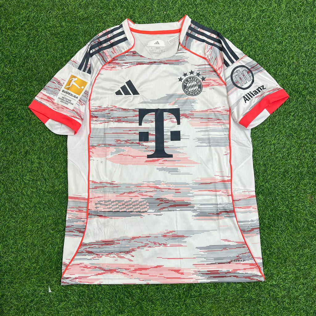 Thomas Muller Bayern Munich Special Edition Jersey – Detailed View