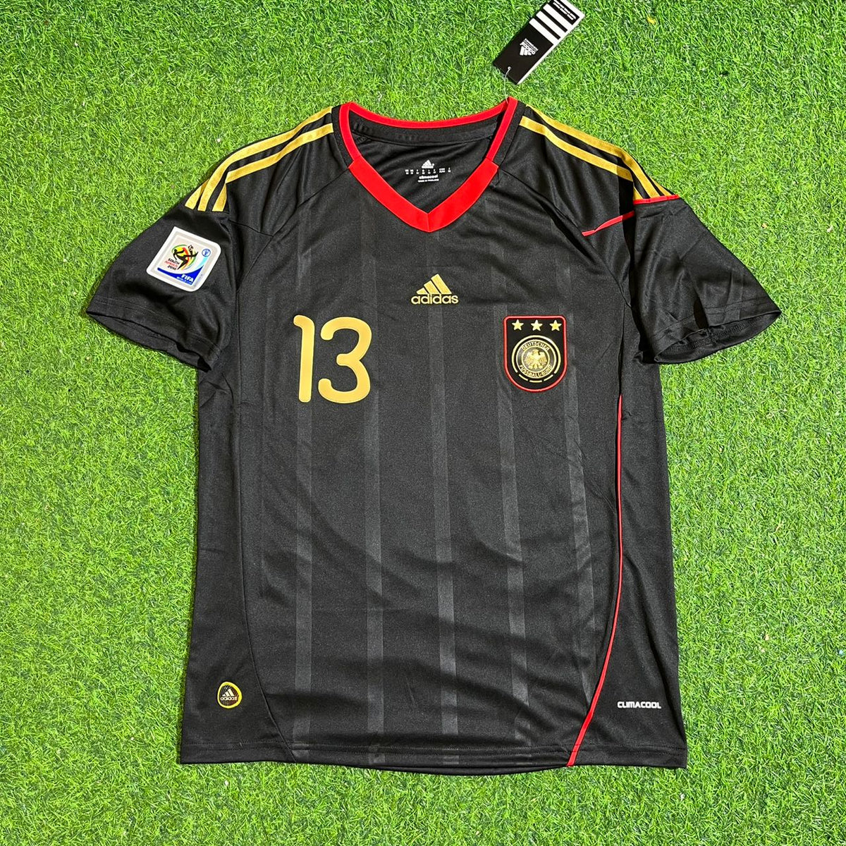 Thomas Müller - Germany Deutschland 2010 World Cup Black Jersey – Front View