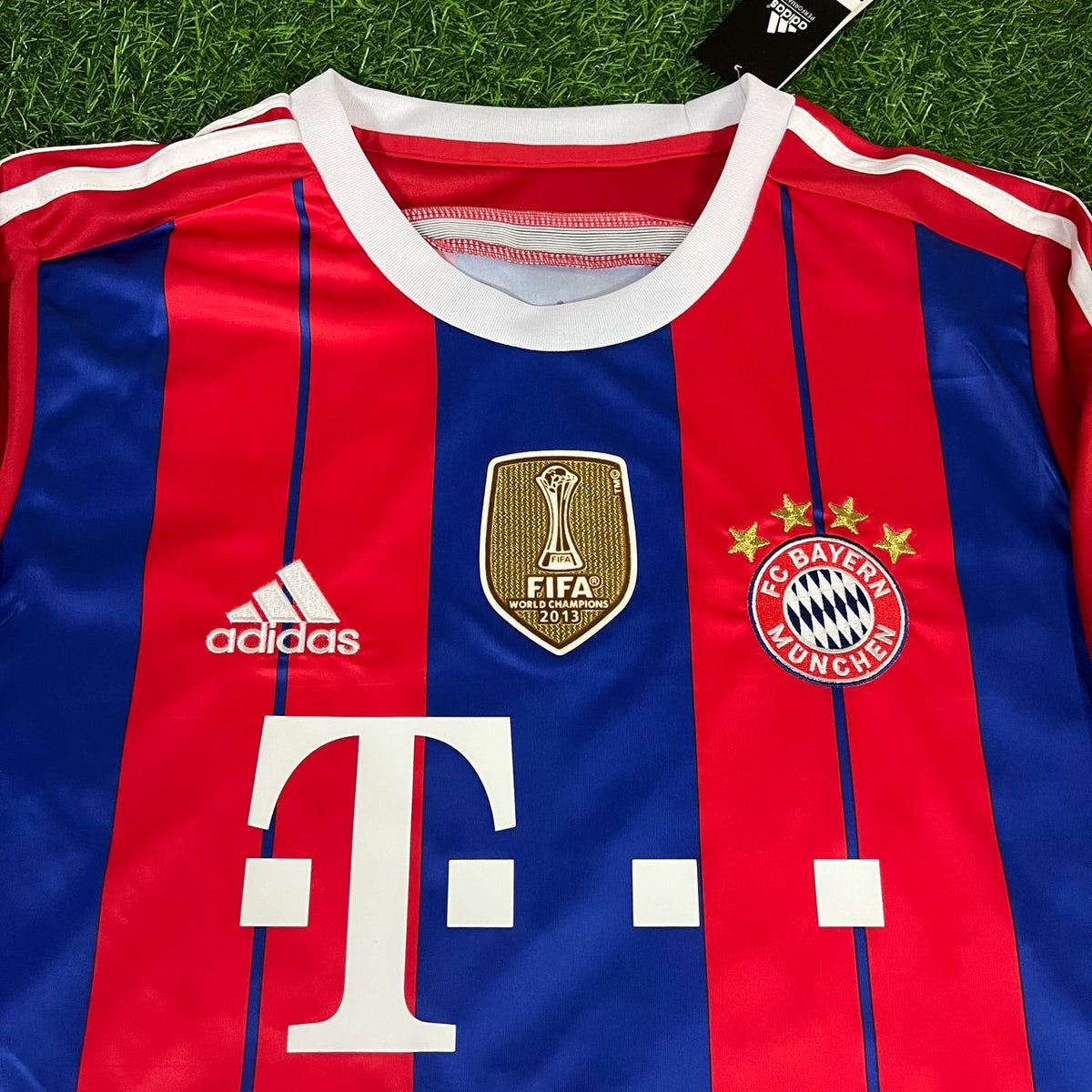 Toni Kroos Bayern Munich 2014-2015 Kit Jersey – Detailed View