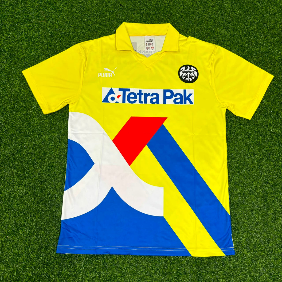 Tony Yeboah Eintracht Frankfurt 1993/1996 Retro Yellow Football Jersey – Front View