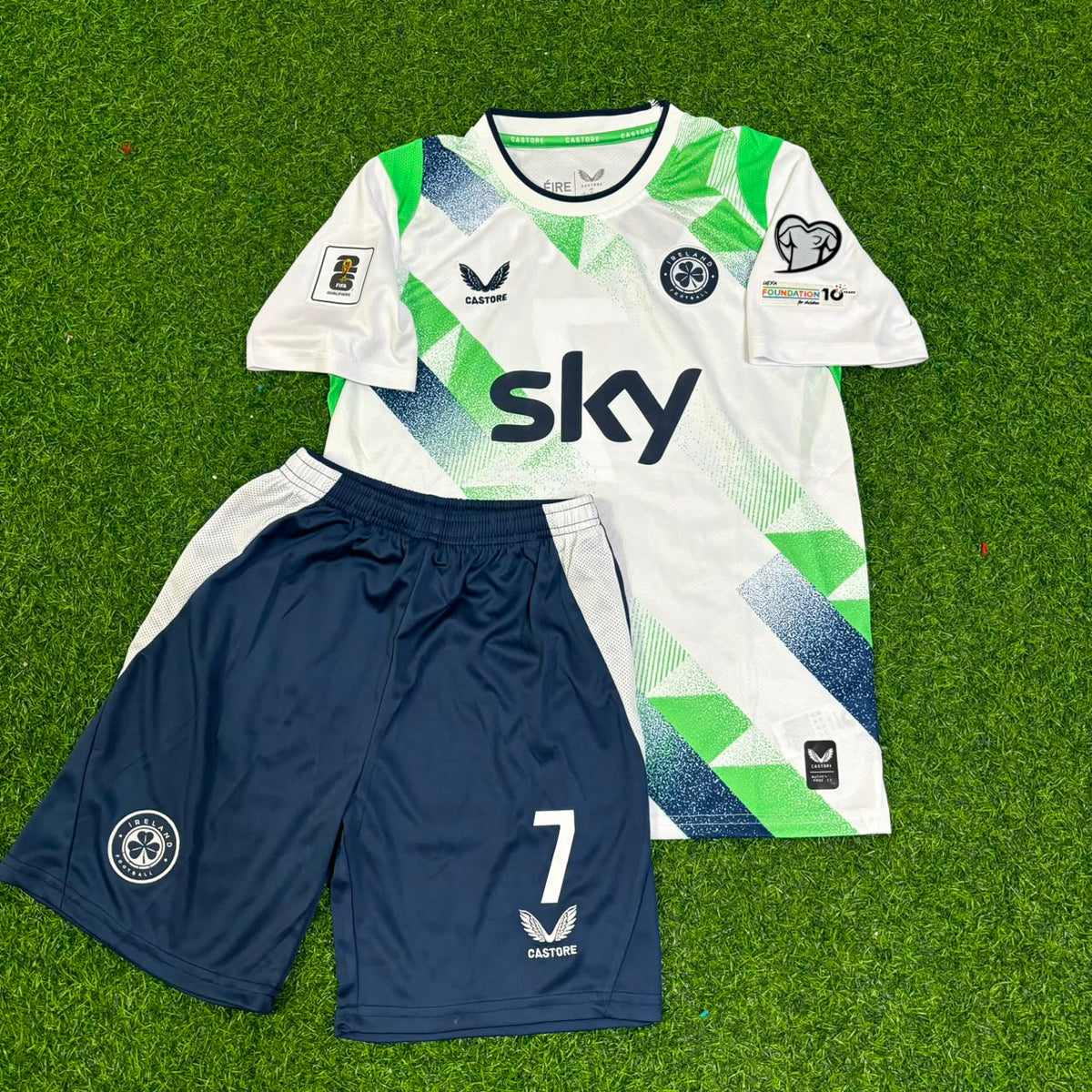 Ireland Kids 2026 Home Green White Football Jersey – Troy Parrott #7 – Front View