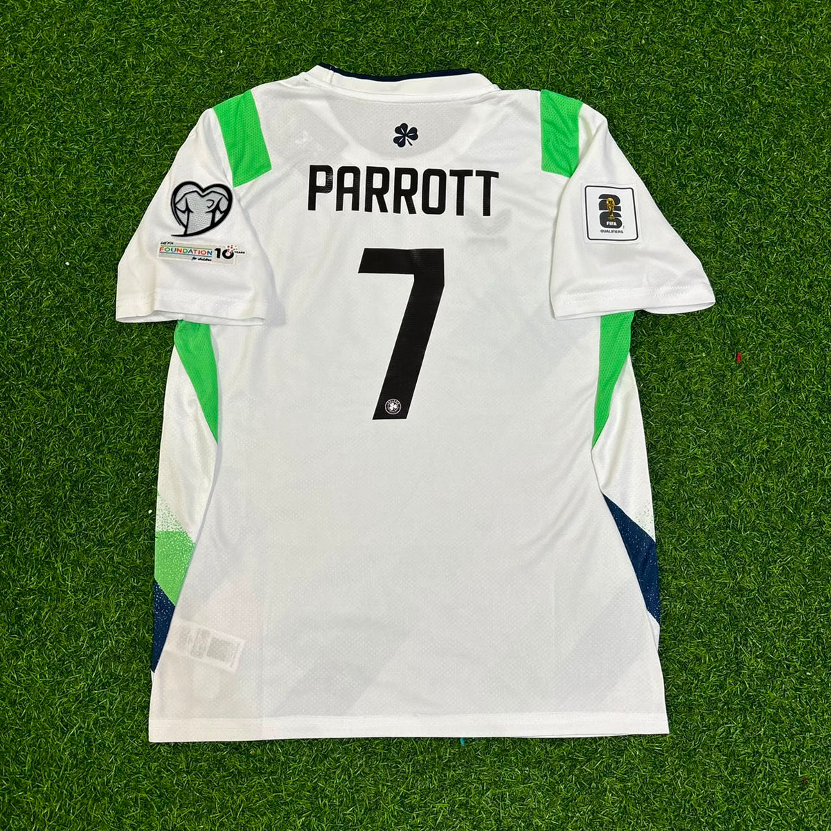 Ireland Kids 2026 Home Green White Football Jersey – Troy Parrott #7 – Detailed View