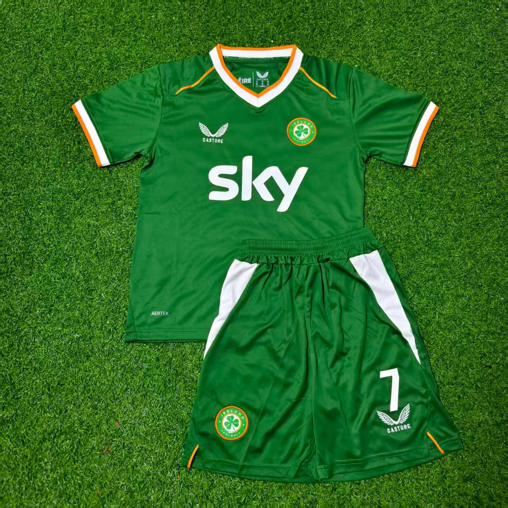 Troy Parrott Ireland 2026 Kids New Season Green Football Jersey – Front View