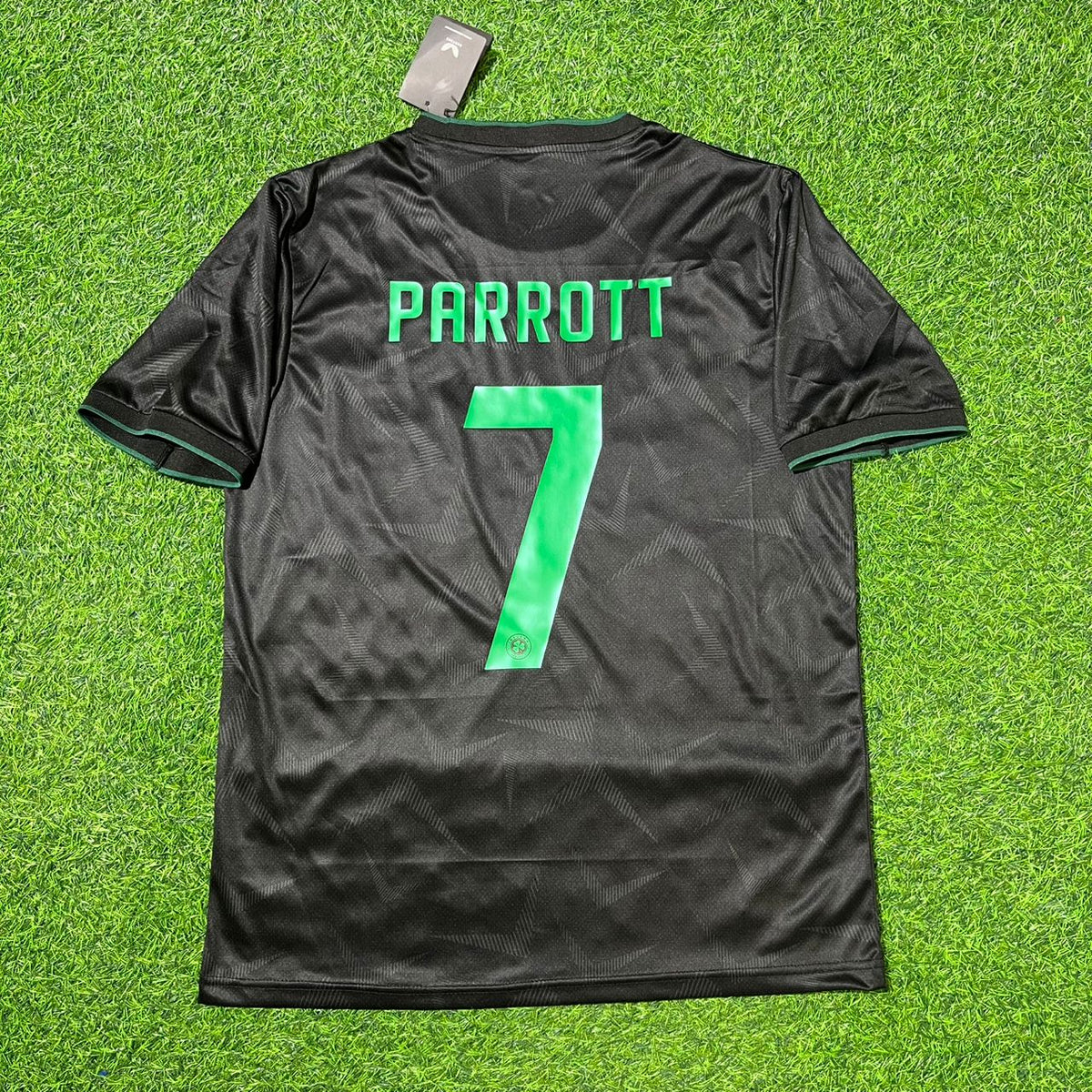 Ireland Black Green 2026 World Cup Football Jersey – Troy Parrott – Detailed View