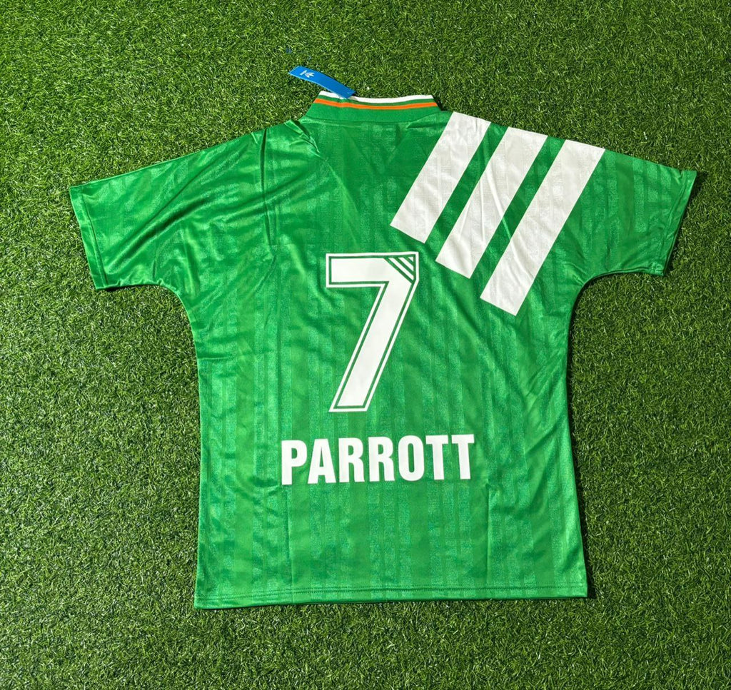 Ireland EIRE Retro Football Jersey – Troy Parrott – Front View