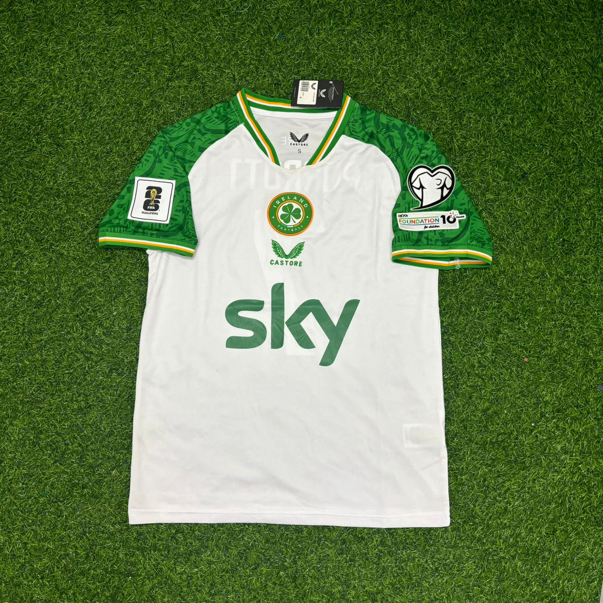 Ireland Éire National Team Football Jersey – Troy Parrott – 15