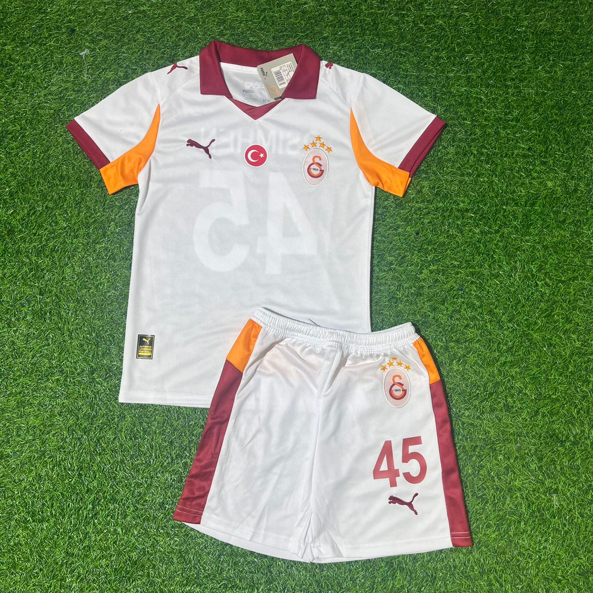 Victor Osimhen 45 Galatasaray Cocuk Formasi Kids Kit Set – Front View