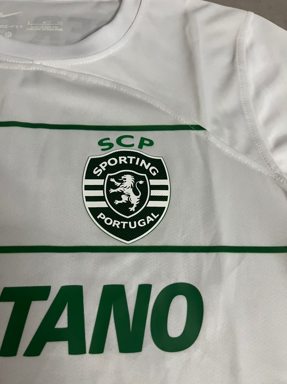 Viktor Gyökeres Sporting Lisbon Football Jersey – 6