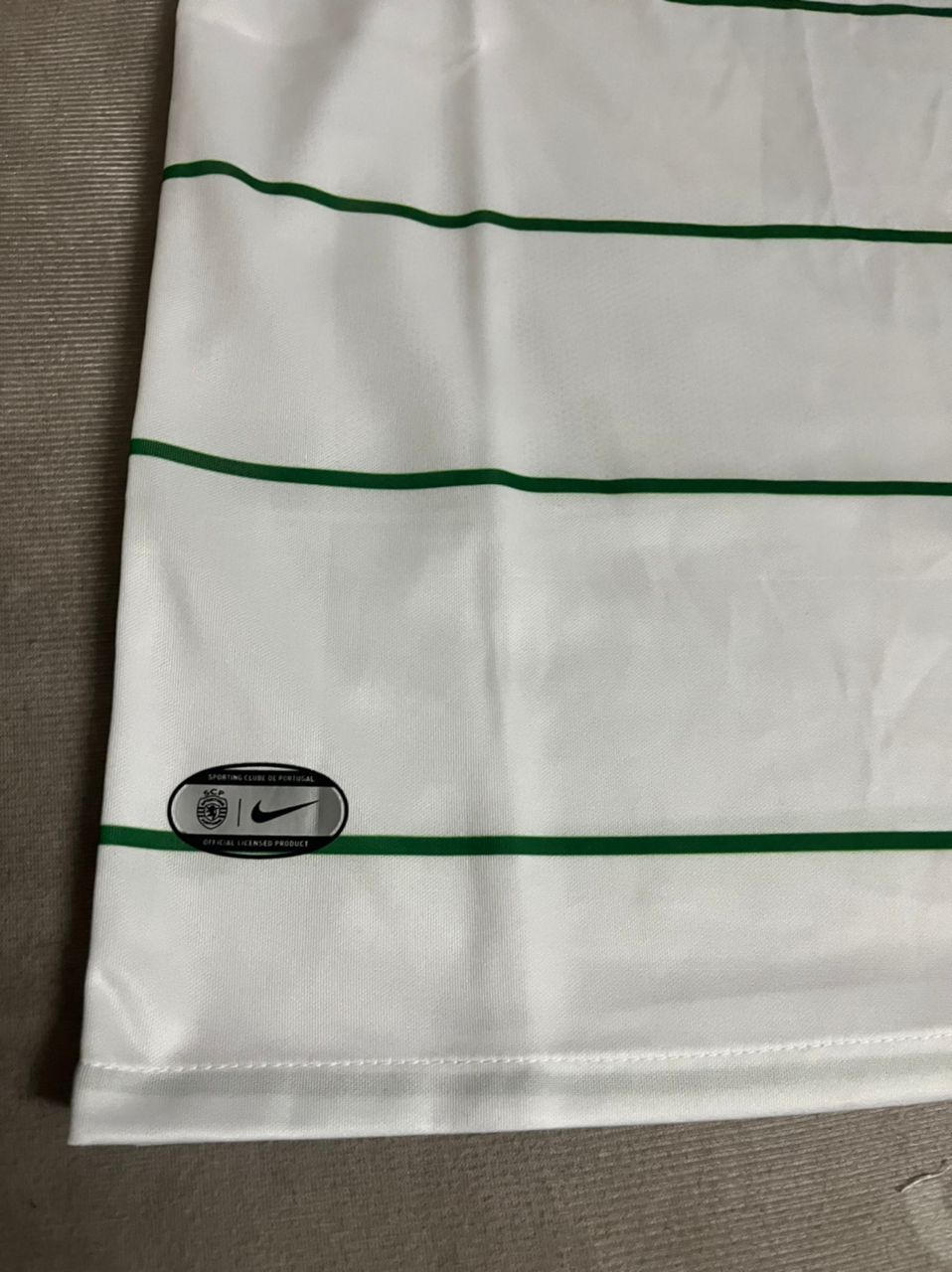 Viktor Gyökeres Sporting Lisbon Football Jersey – 8