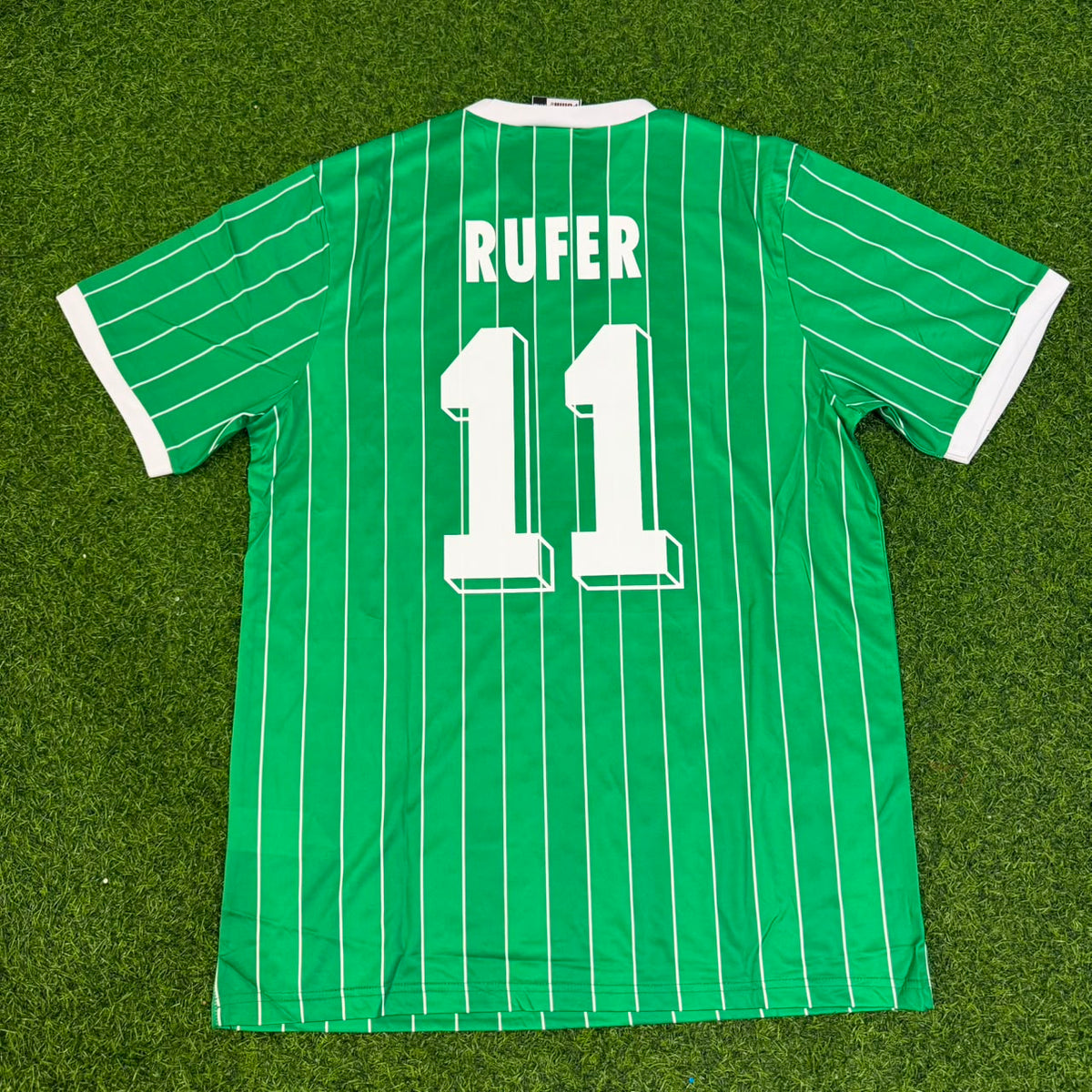 Wynton Rufer Werder Bremen Commemorative Heim Retro – Back View