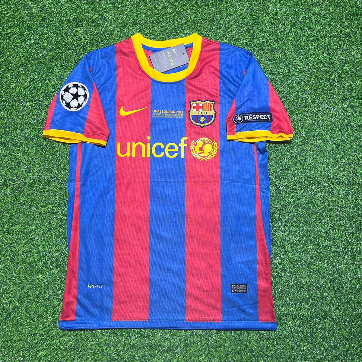 Xavi Barcelona 2011 London Final Jersey – Front View