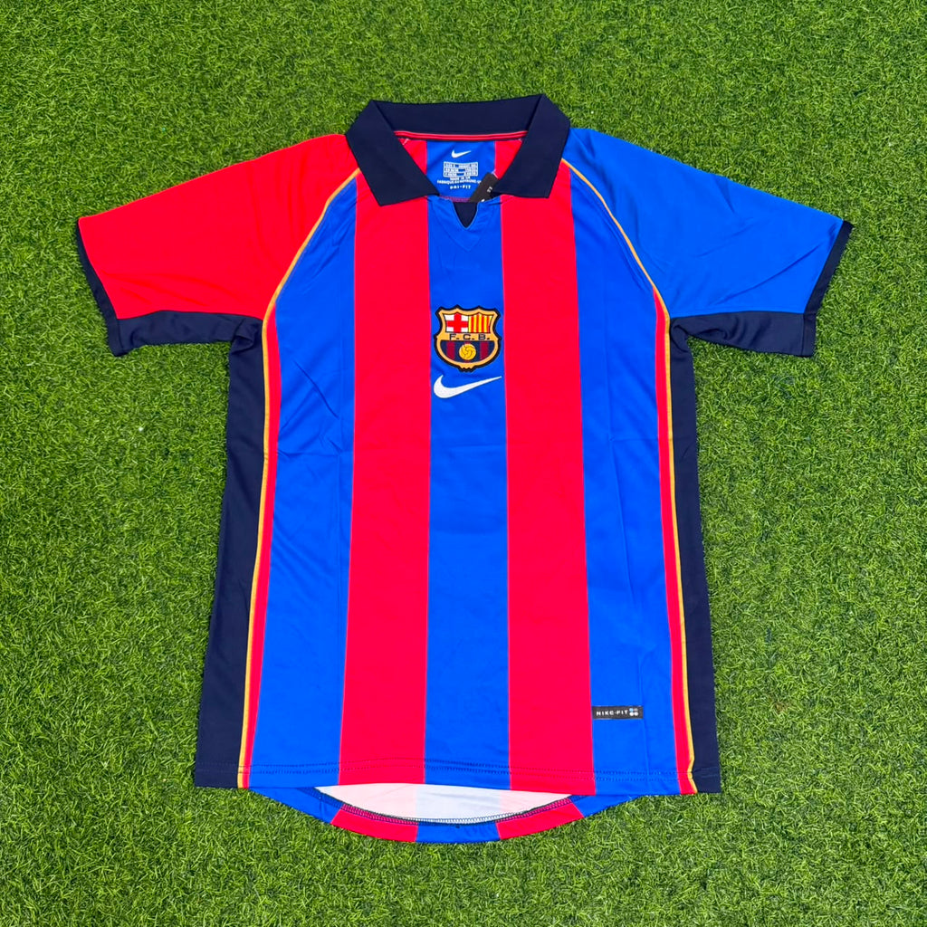 Xavi Hernandez 6 – Barcelona 2001/2002 Home Retro Kit Jersey – Front View