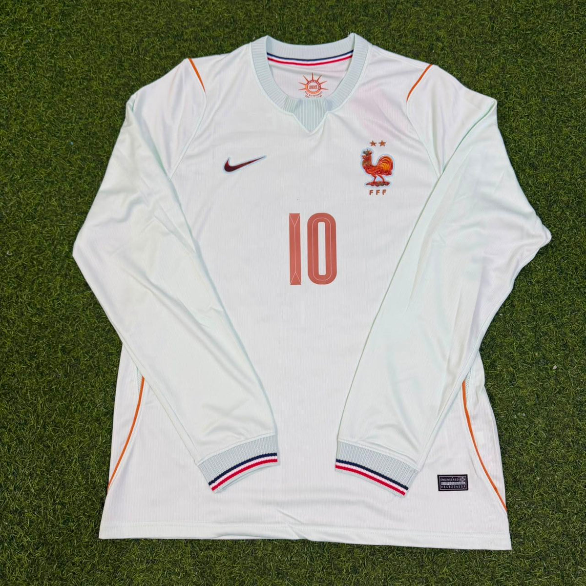Zinedine Zidane France Away Long Sleeve Retro Football Jersey – Front View