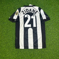 Juventus 1997/98 Home Retro Football Jersey – Zinedine Zidane – Back View