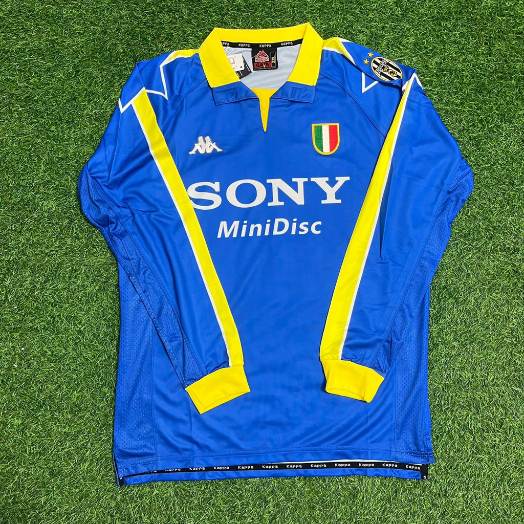 1997 Zinedine Zidane Juventus 1998 Long Sleeve Retro Football Jersey – Front View