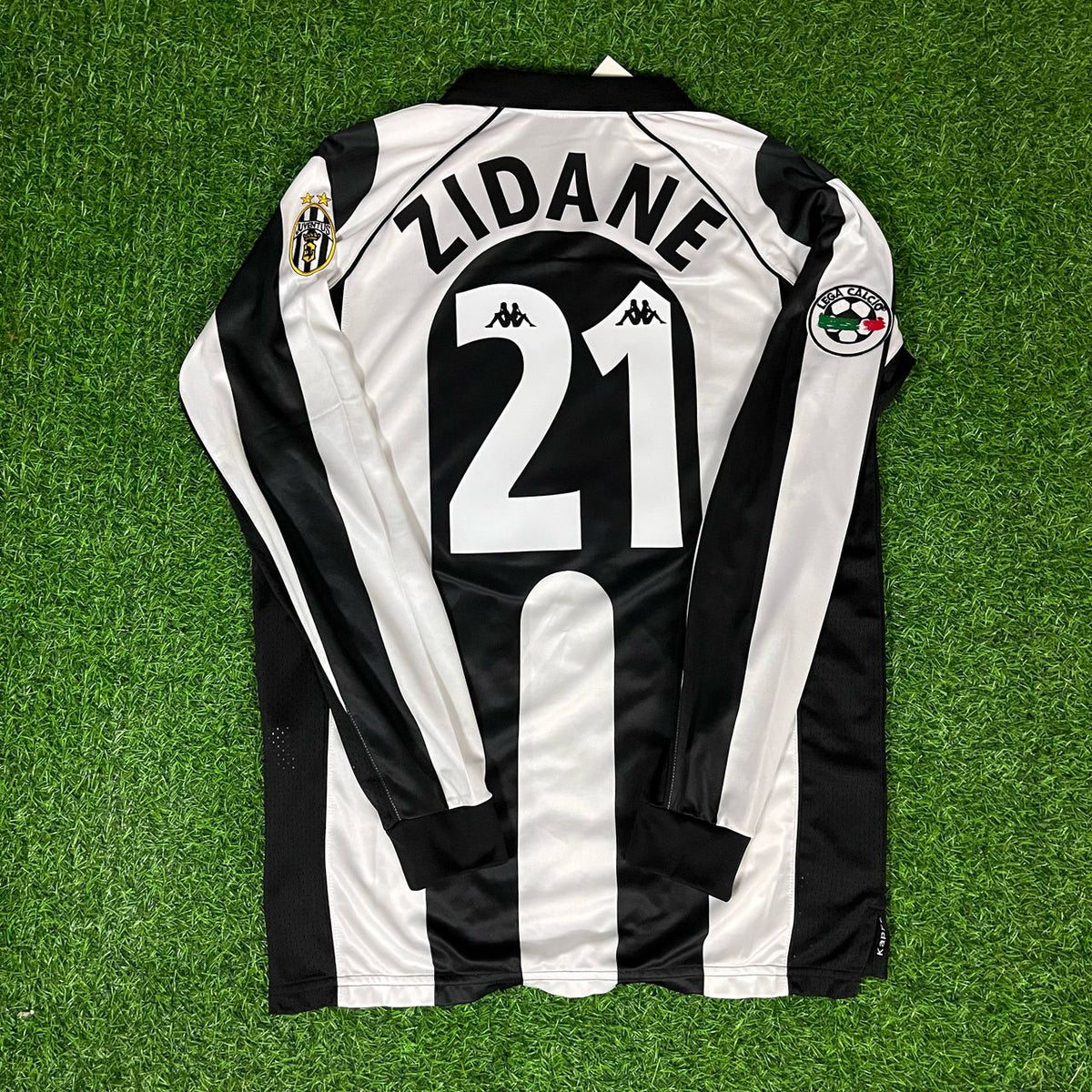 Zinedine Zidane 21 - Juventus Home 1997/98 Retro Kit Jersey – Back View