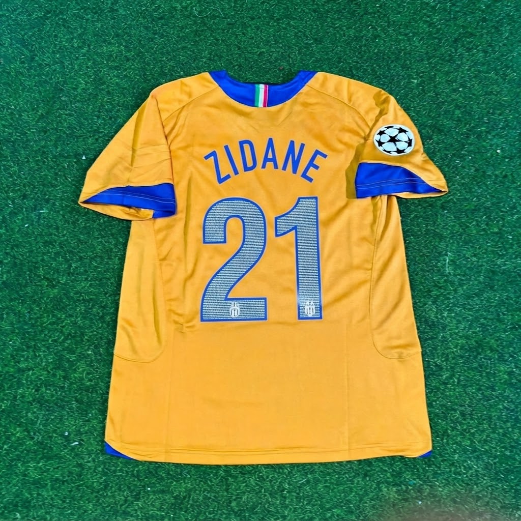 Zinedine Zidane #21 Juventus 2005-2006 Yellow Third Retro Football Jersey – Back View