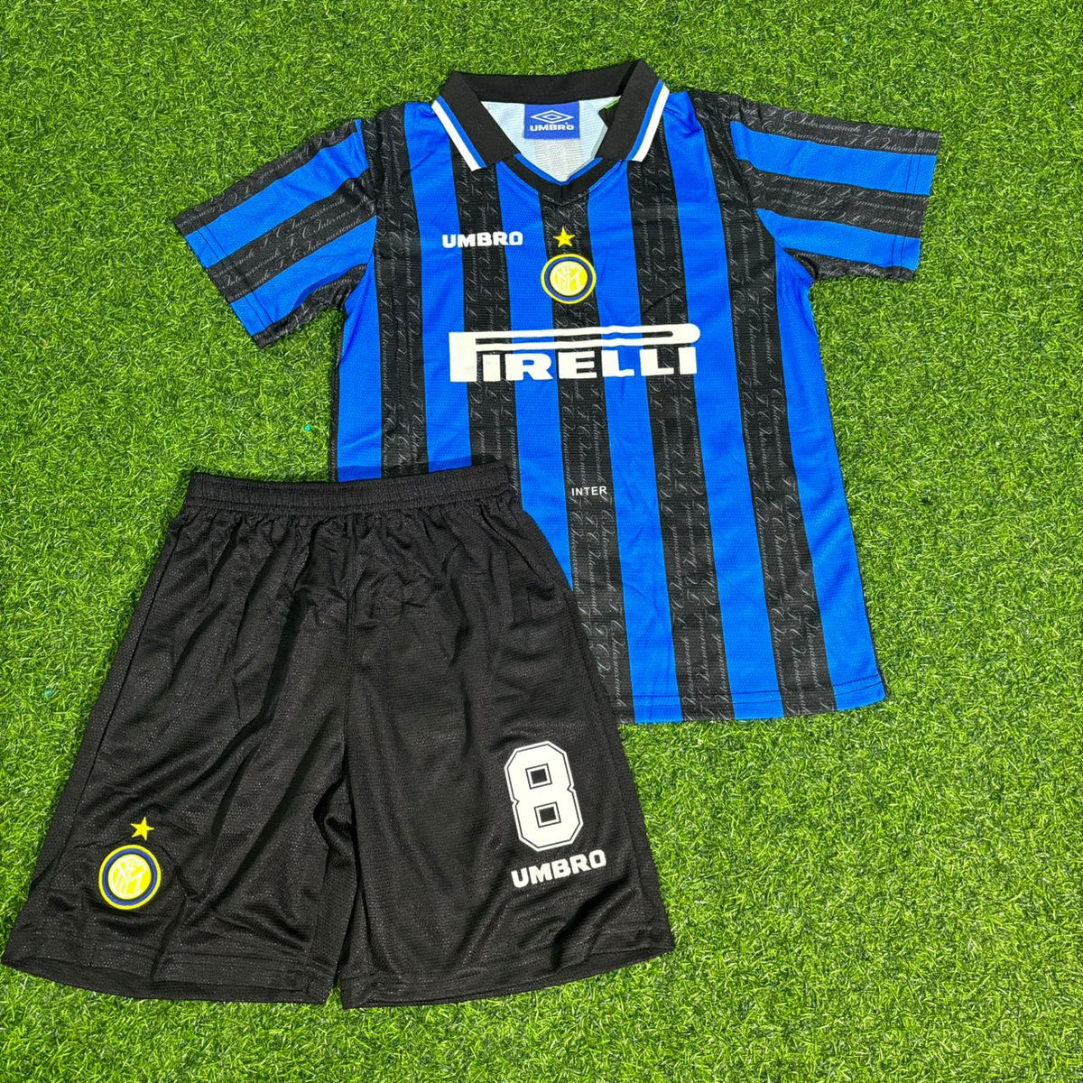 Inter Milan Home Retro Kids Football Jersey – Zlatan Ibrahimović #8 – Front View