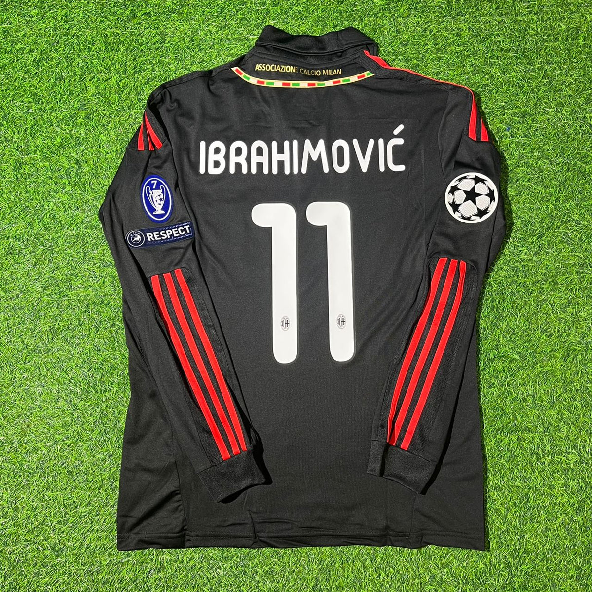 2011/12 Zlatan Ibrahimović AC Milan Red & Black Retro Football Jersey Collection – Back View