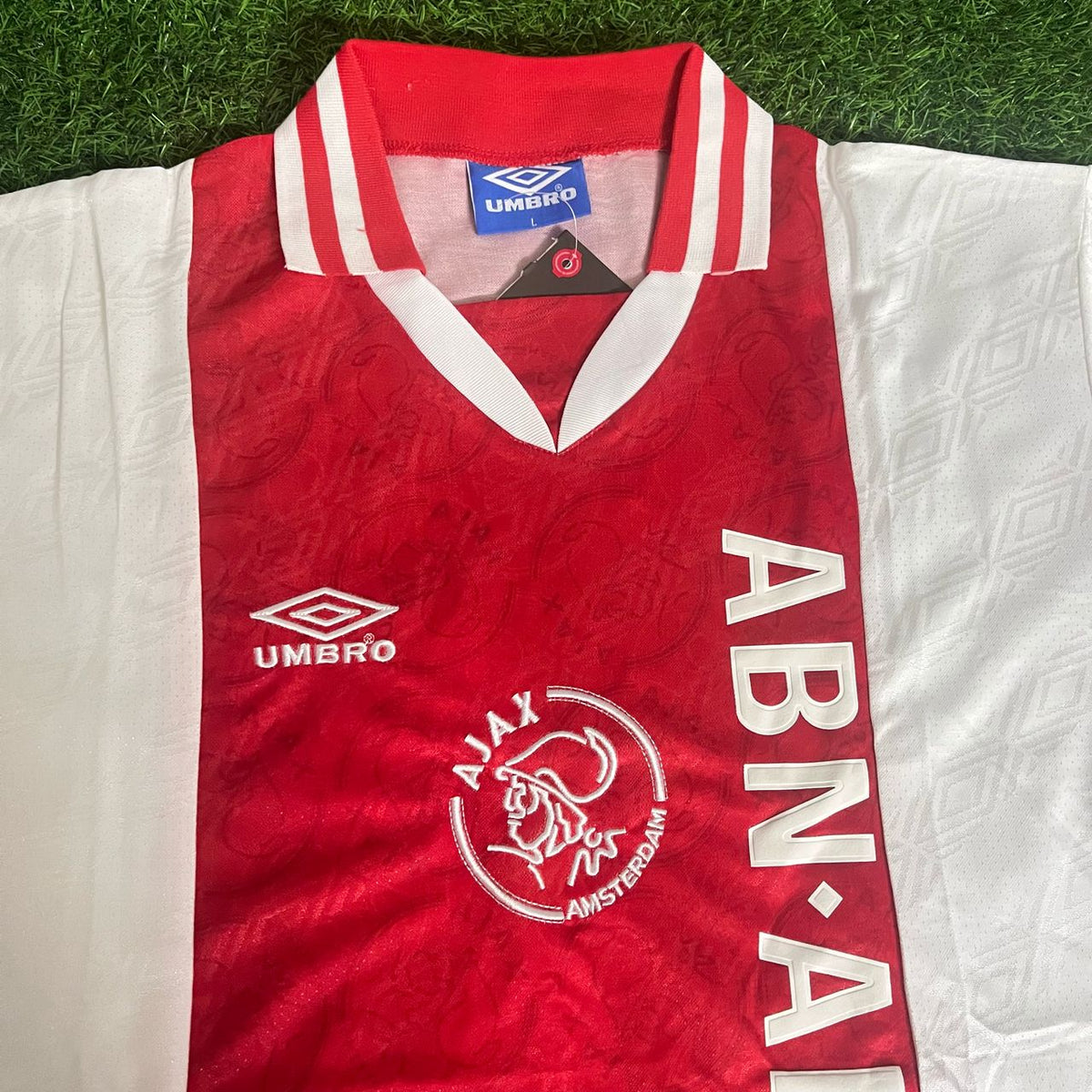 Zlatan Ibrahimovic Ajax Retro Jersey – Detailed View