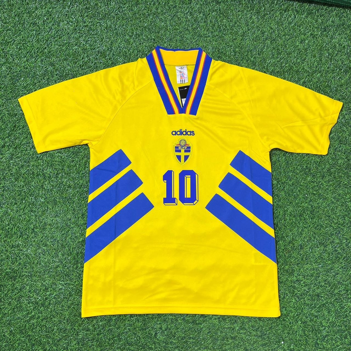 Zlatan Ibrahimovic Sweden Retro Football Jersey Collection – Front View