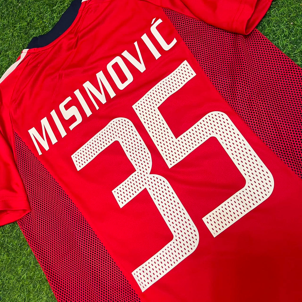 Bayern München 2002/2003 Season Home Red Retro Jersey – Zvjezdan Misimovic – Detailed View